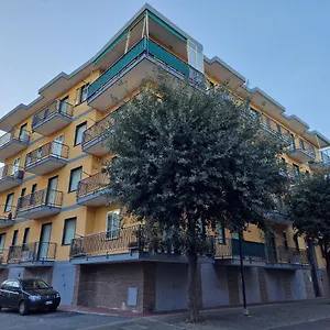 Nettuno 250 Metri Dal Mare - Free Parking , Borghetto Santo Spirito Italia