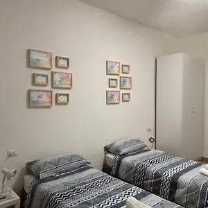 La Casa Di Alice 2 , Lido di Ostia Italia